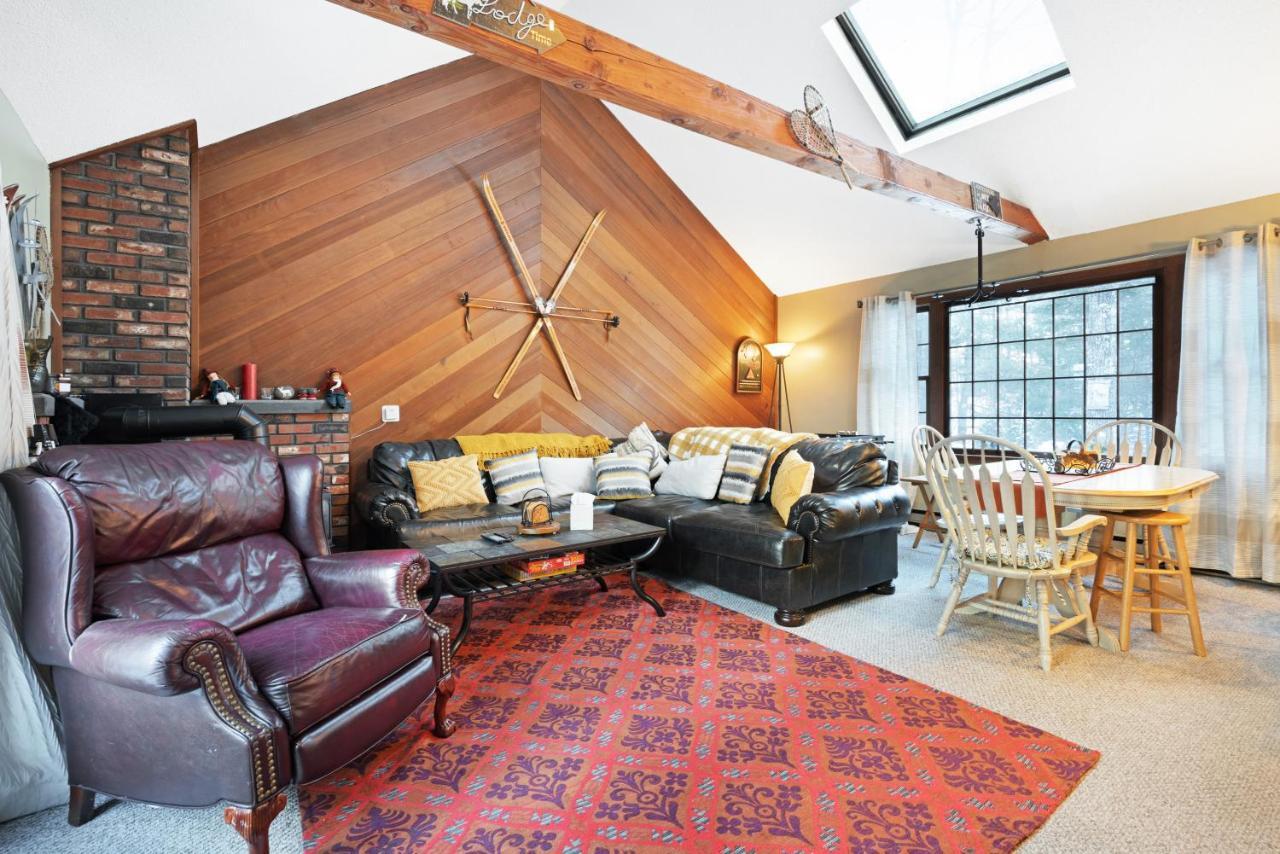 Вилла Whispering Brook Townhouse Бартлетт Экстерьер фото
